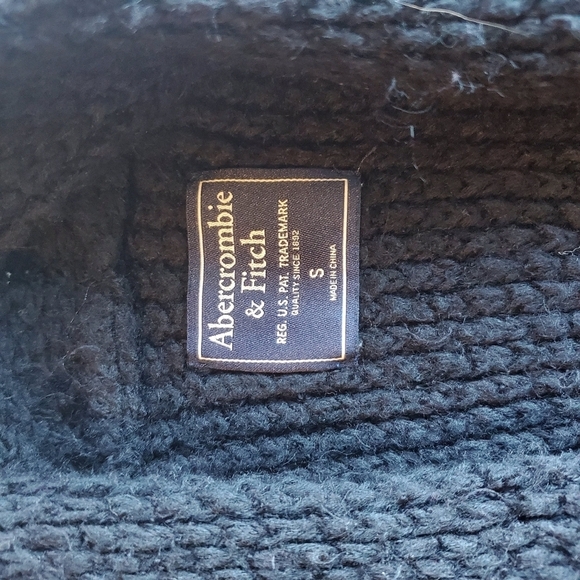 Cardigan - Picture 5 of 5